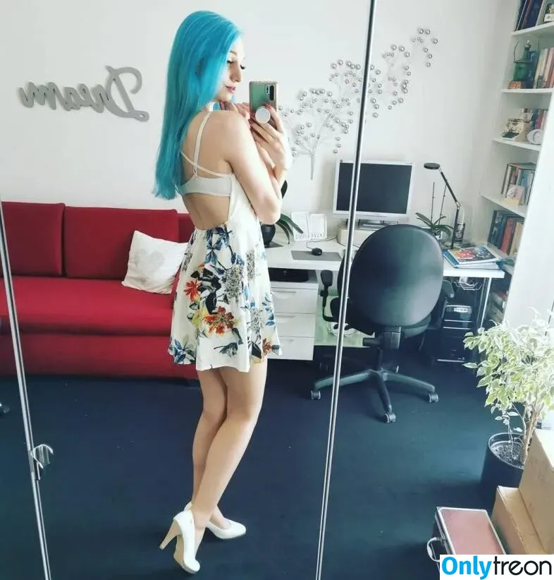 BloodyNyuu nude photo #0011 (BloodyNyuu)
