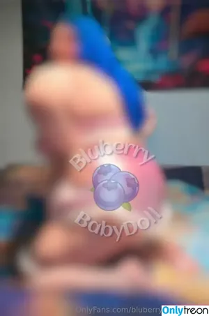 bluberrybabydolltoo / bluberrytaco nude photo #0004