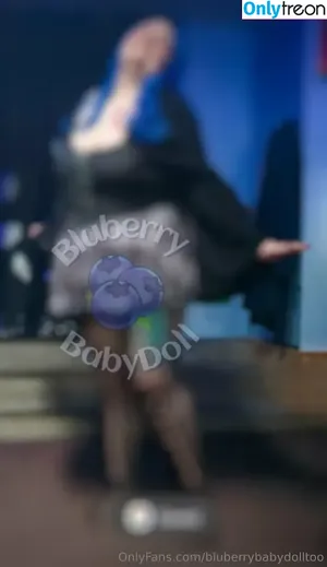 bluberrybabydolltoo / bluberrytaco nude photo #0005