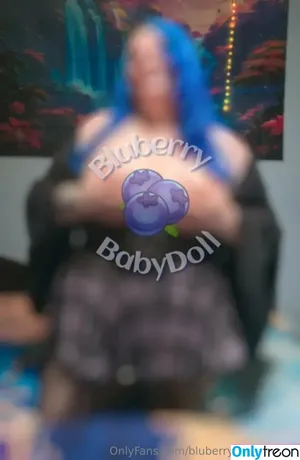 bluberrybabydolltoo / bluberrytaco nude photo #0010