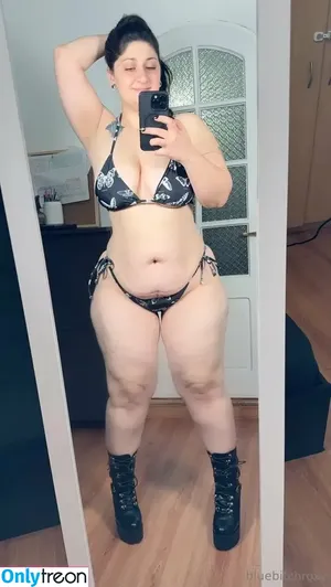 bluebitchroxy nude photo #0009