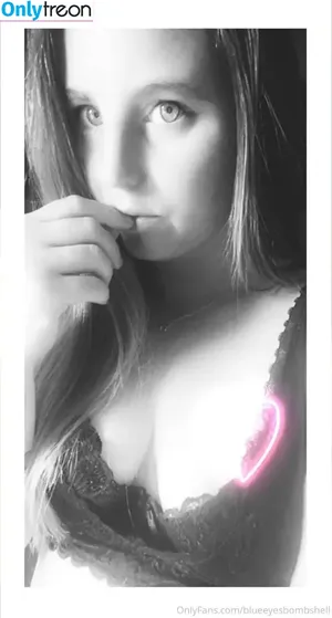 blueeyesbombshell / theblueeyedbombshell nude photo #0044