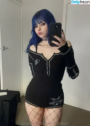 bluehairgothgrl / bluehairedgoth nude photo #0031