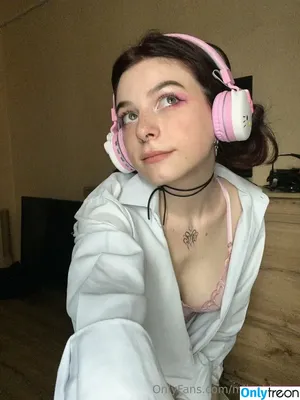  nude photo #0012