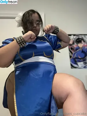 blues_cupcake / Bluehurricanenyc / Bubblebuttblue nude photo #0075