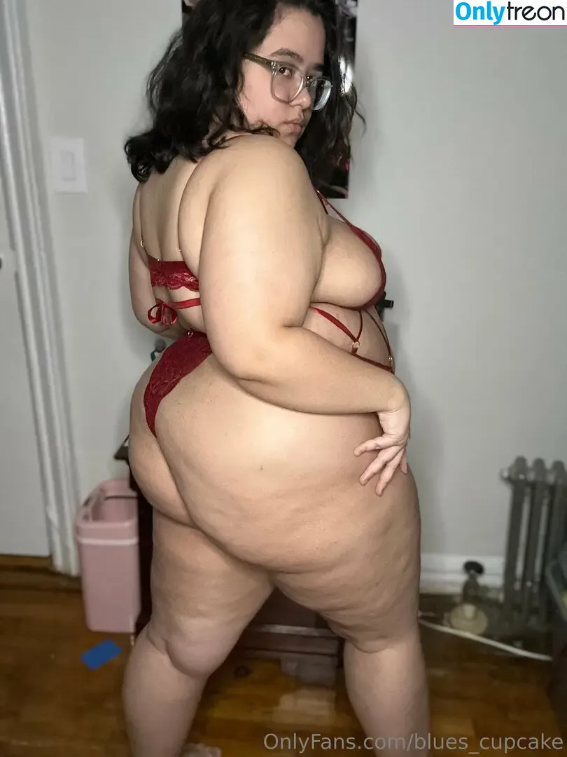 blues_cupcake nude photo #0069 (Bluehurricanenyc / Bubblebuttblue)