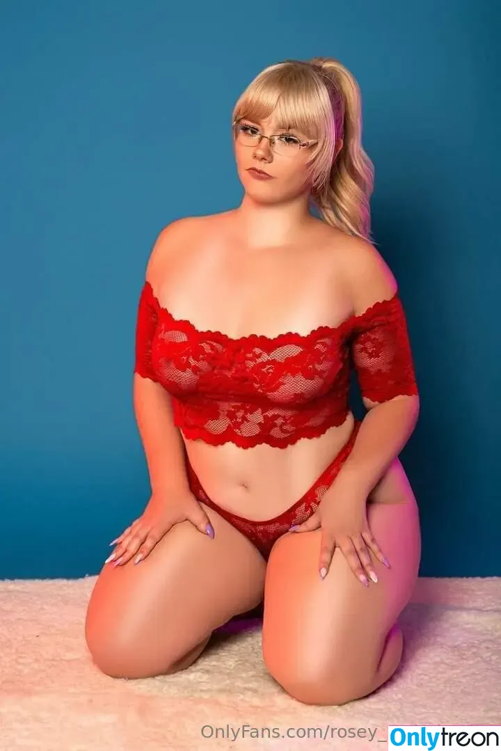bluestrip_bunny nude photo #0002 (rose_snow / rose_snow1)