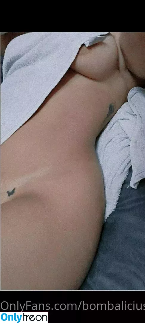 bombalicius nude photo #0020 (bombalicious.eklaver)