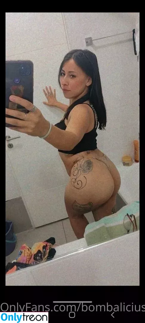 bombalicius nude photo #0080 (bombalicious.eklaver)