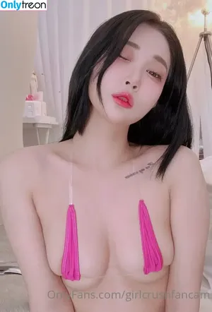 girlcrushfancam / Bomi / Girl Crush KPop / bomistry / bomistry2022 nude photo #0441