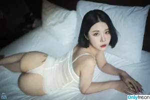 girlcrushfancam / Bomi / Girl Crush KPop / bomistry / bomistry2022 nude photo #0743
