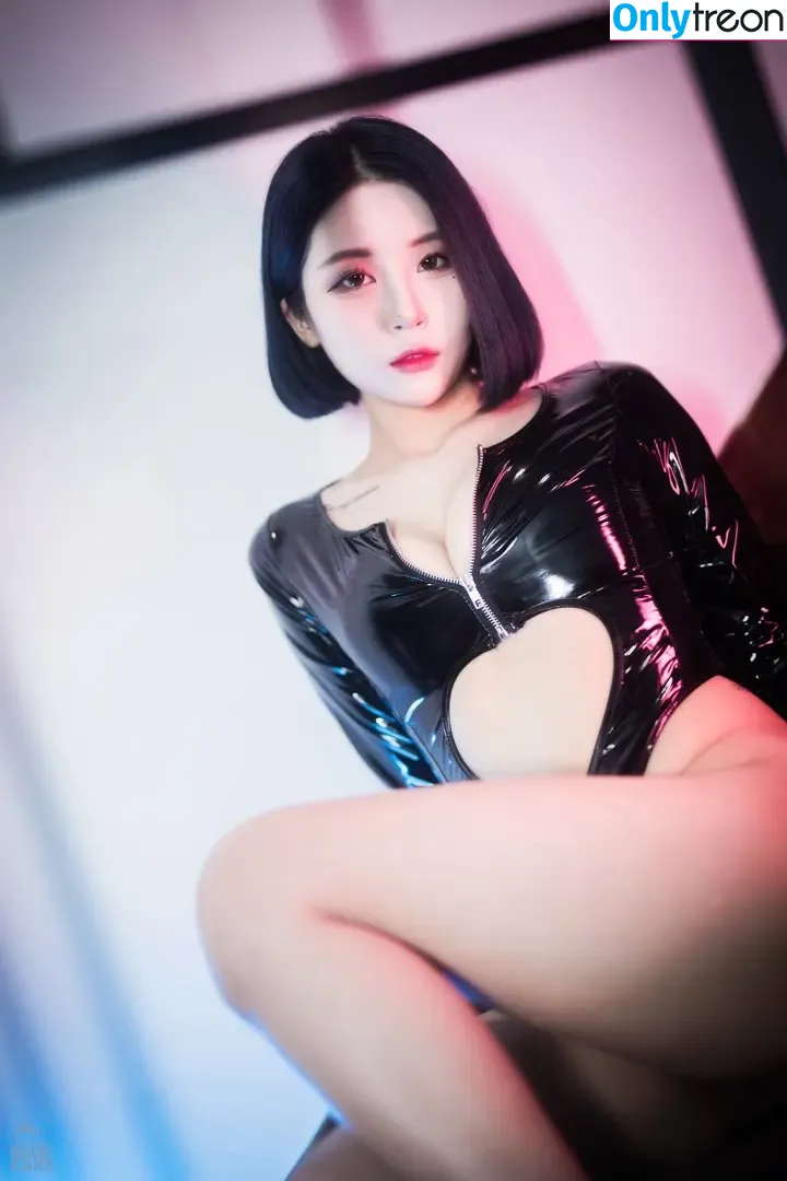 girlcrushfancam nude photo #0425 (Bomi / Girl Crush KPop / bomistry / bomistry2022)