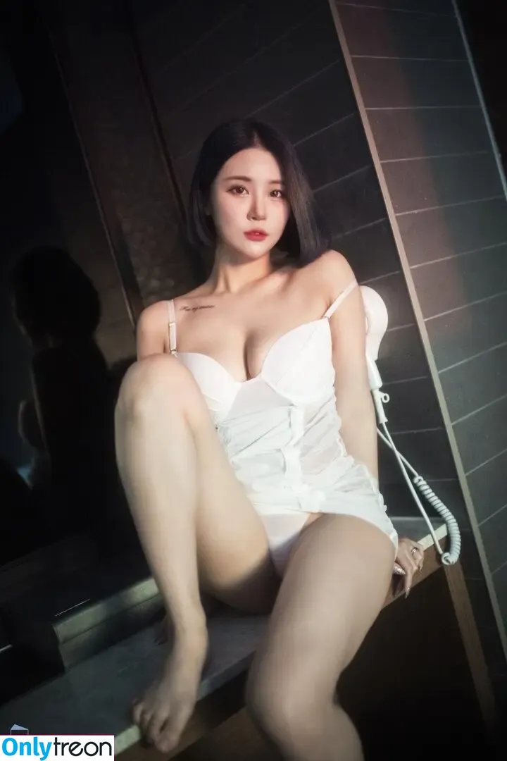 girlcrushfancam nude photo #0719 (Bomi / Girl Crush KPop / bomistry / bomistry2022)