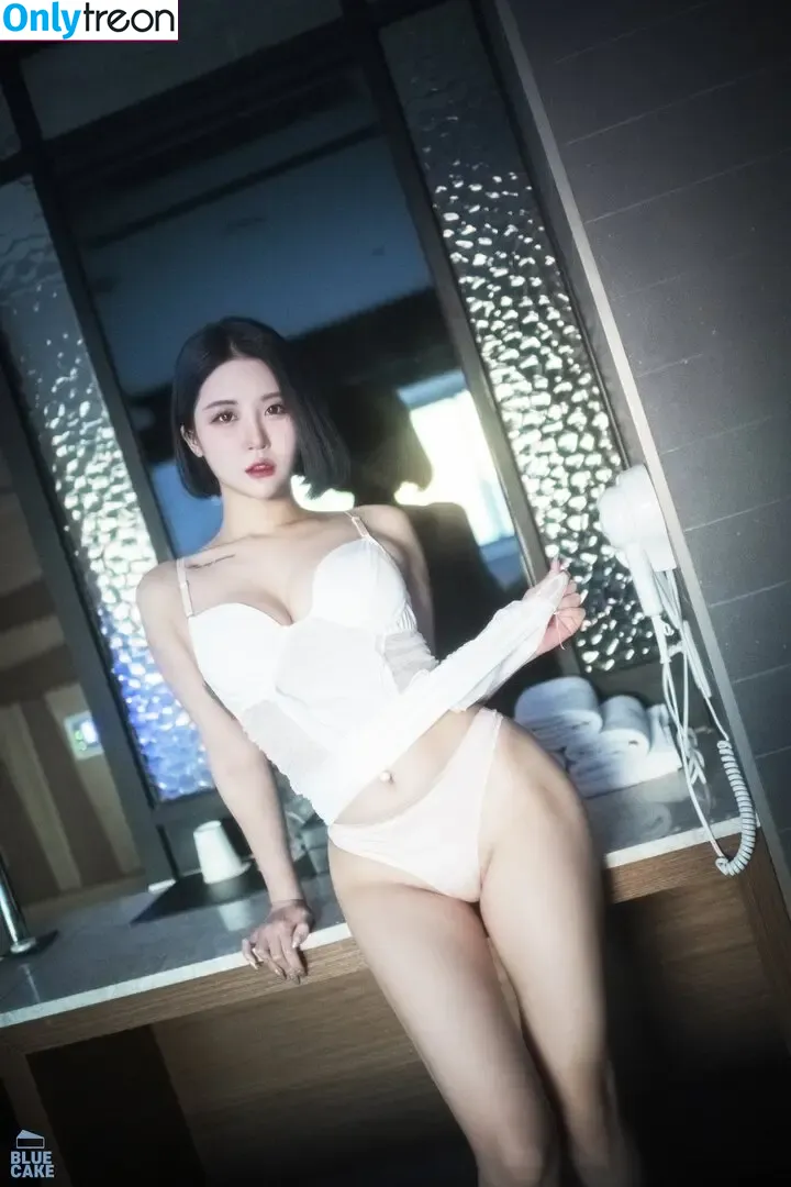girlcrushfancam nude photo #0725 (Bomi / Girl Crush KPop / bomistry / bomistry2022)
