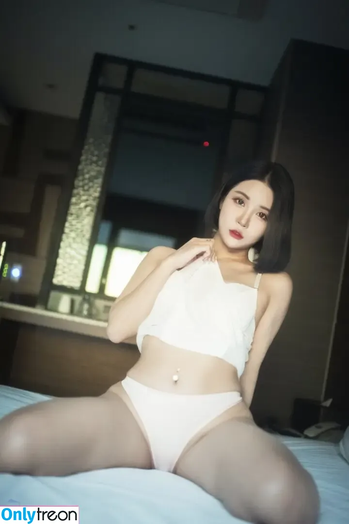 girlcrushfancam nude photo #0729 (Bomi / Girl Crush KPop / bomistry / bomistry2022)