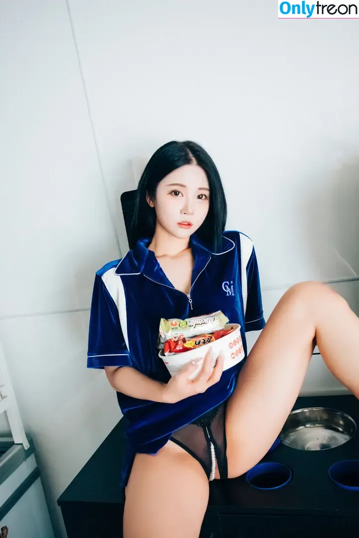 girlcrushfancam nude photo #0930 (Bomi / Girl Crush KPop / bomistry / bomistry2022)