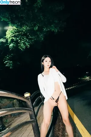 girlcrushfancam / Bomi / Girl Crush KPop / bomistry / bomistry2022 nude photo #1065