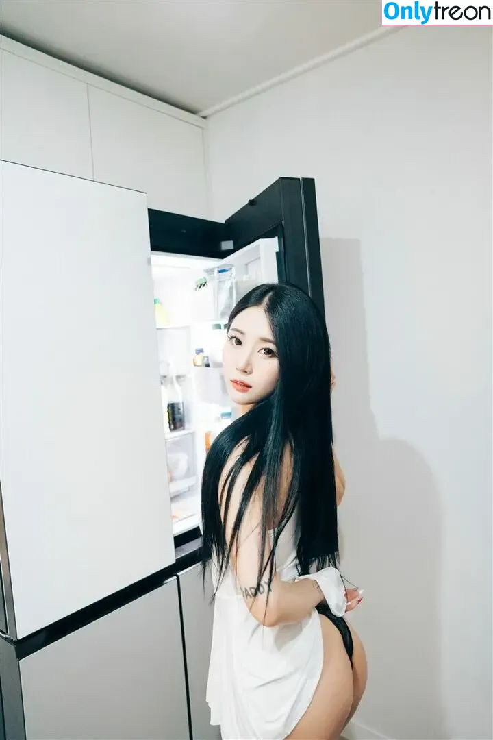 girlcrushfancam nude photo #1105 (Bomi / Girl Crush KPop / bomistry / bomistry2022)