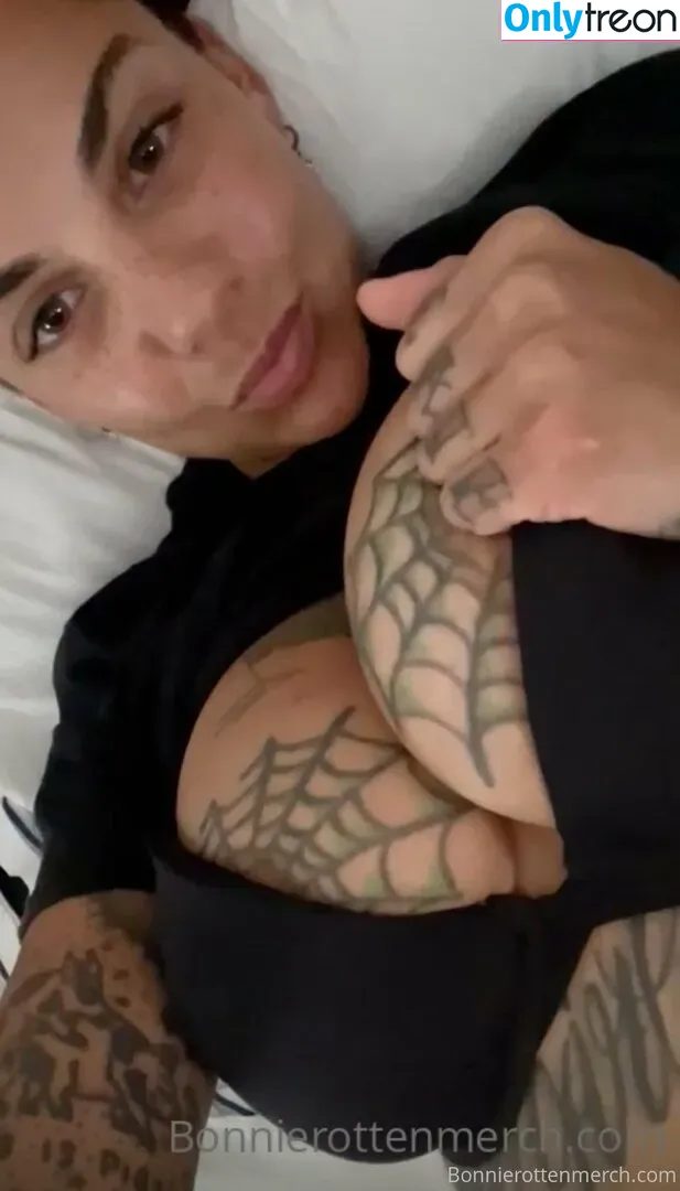 Bonnie Rotten nude photo #0126 (bonnierottenx / officialbonnierotten)
