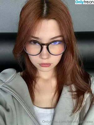 bonniepetitexo / bonniepetites nude photo #0025