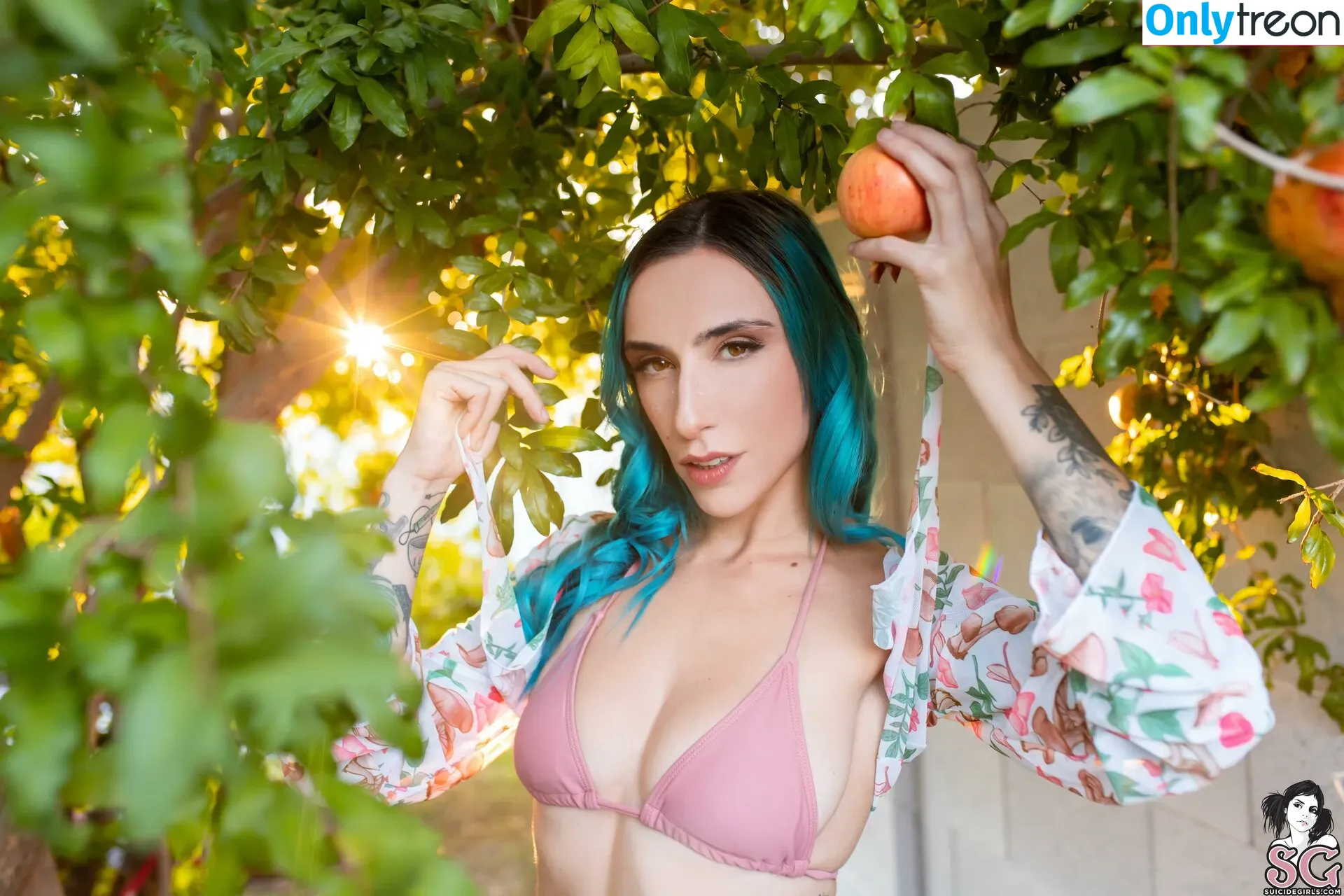 Boobasg nude photo #0027 (Boobasuicide / bananaland)