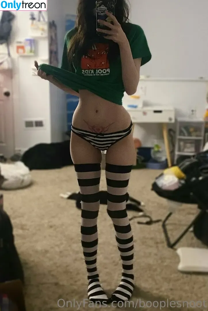 Booplesnoot nude photo #0384 (boople__snoot)