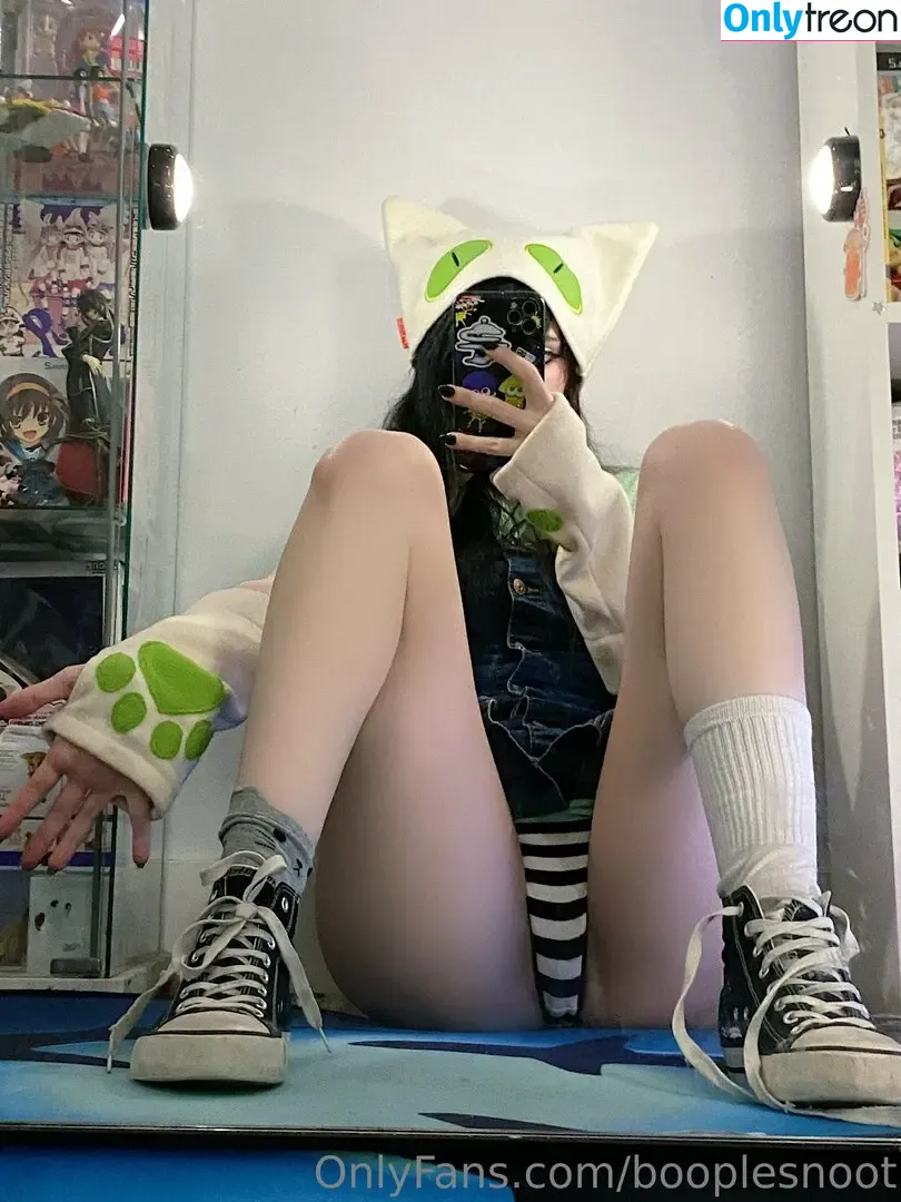 Booplesnoot nude photo #0524 (boople__snoot)