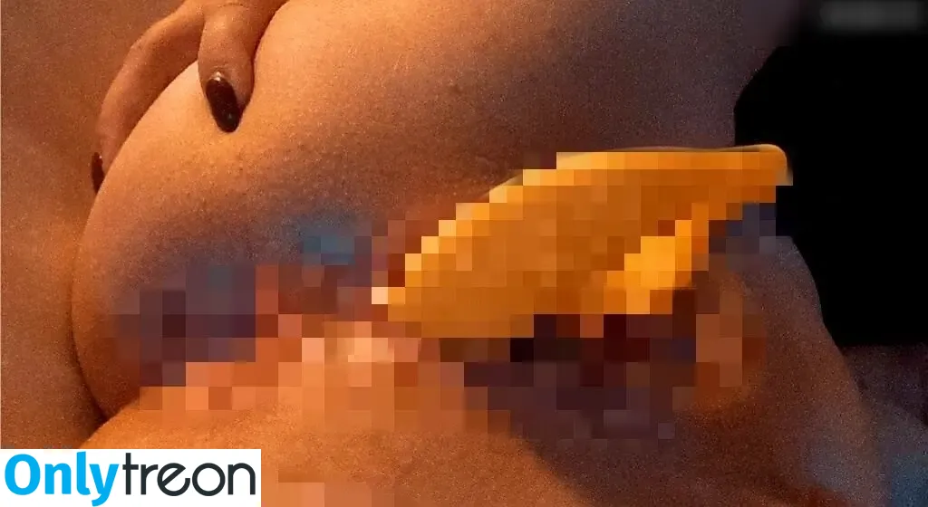 Booty Biene OF nude photo #0014 (bootybiene)