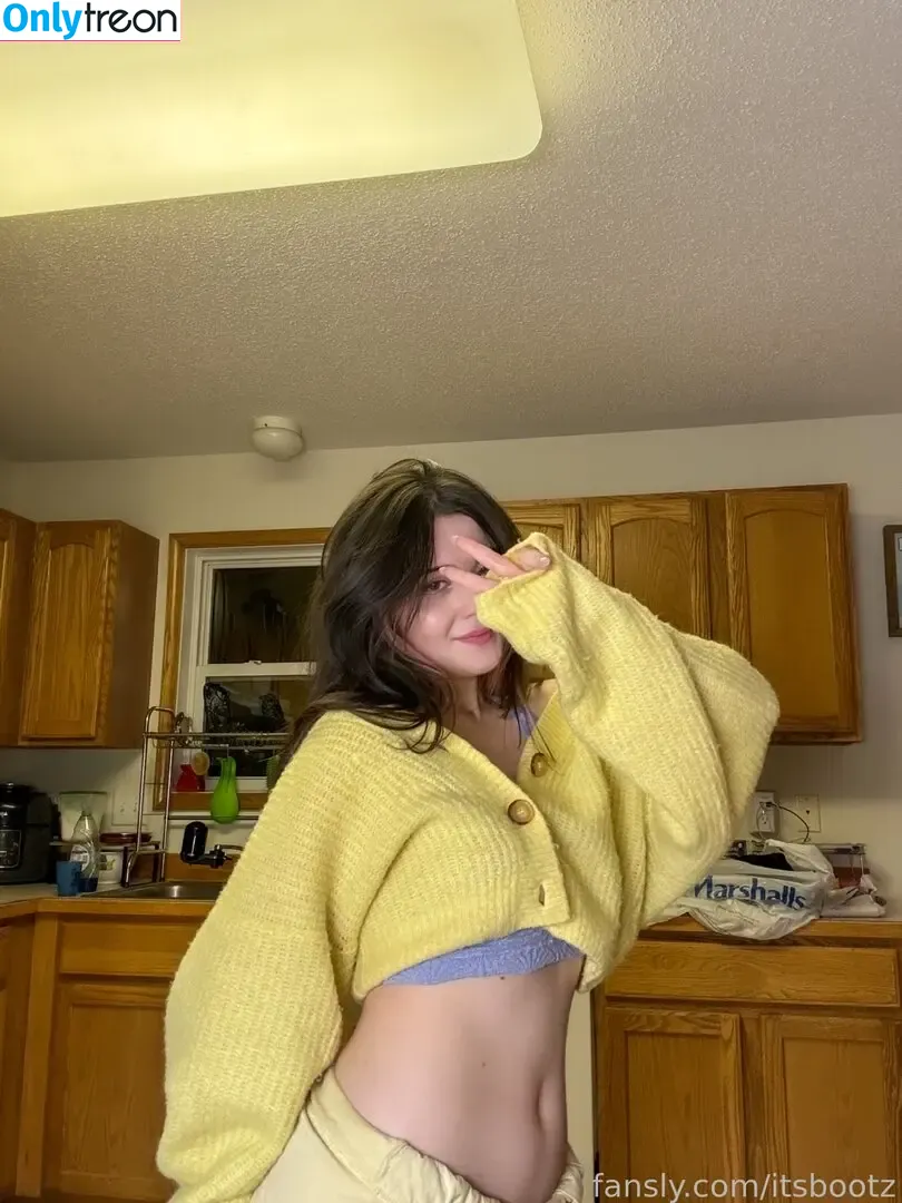 Bootyhaver nude photo #0186 (bootywithbluntz / itsbootz)