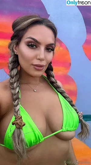 bootyqueenbae / araqueenbae nude photo #0086