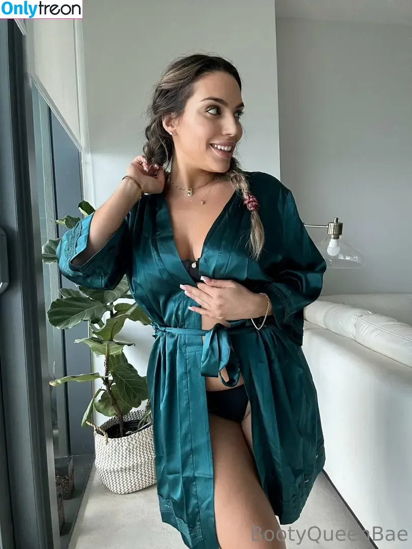 bootyqueenbae nude photo #0123 (araqueenbae)