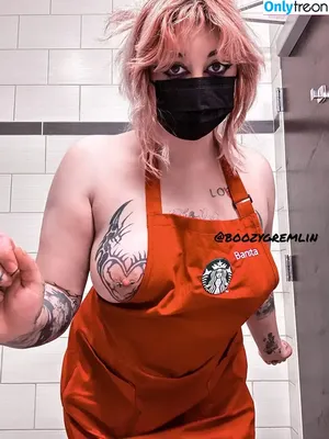 BoozyGremlinx / boozy.gremlin nude photo #0029