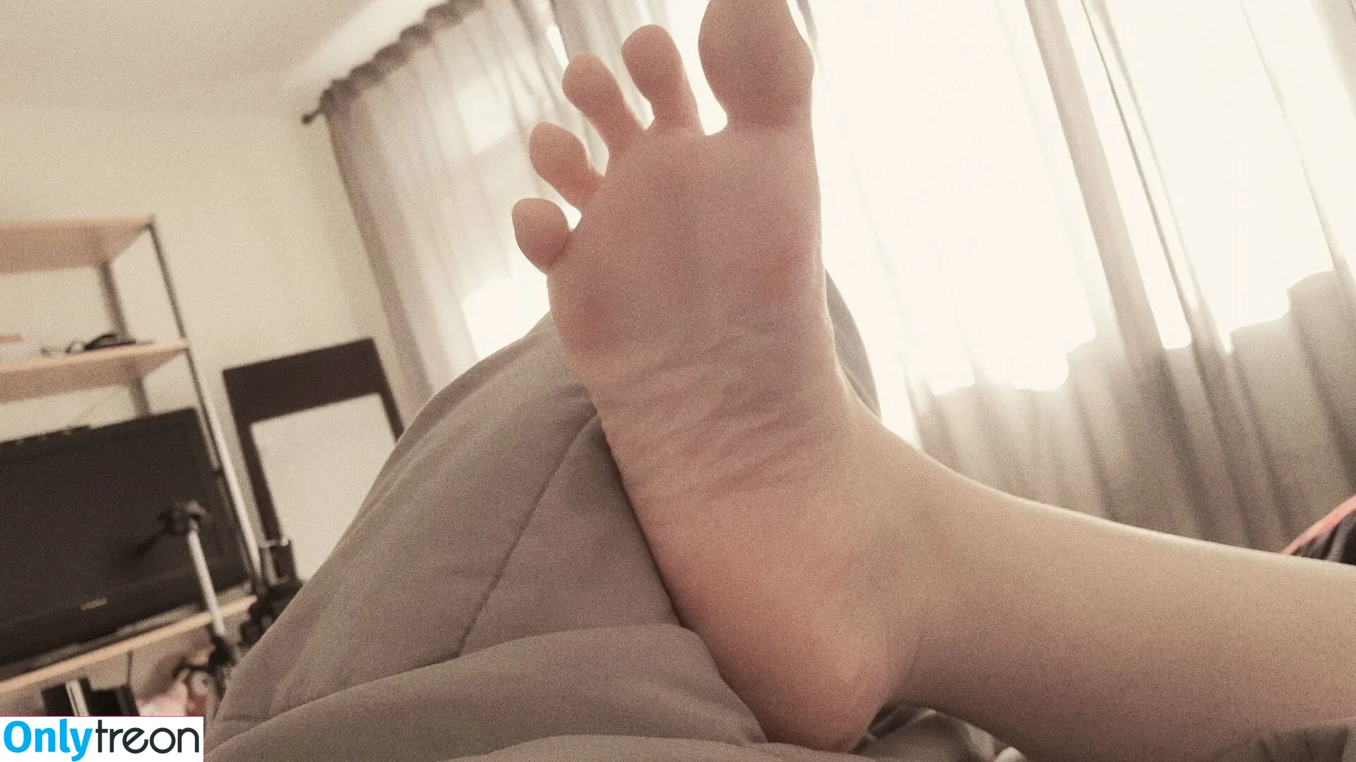 BoringKate nude photo #0036 (BoringNerdyKate / theboringkate)