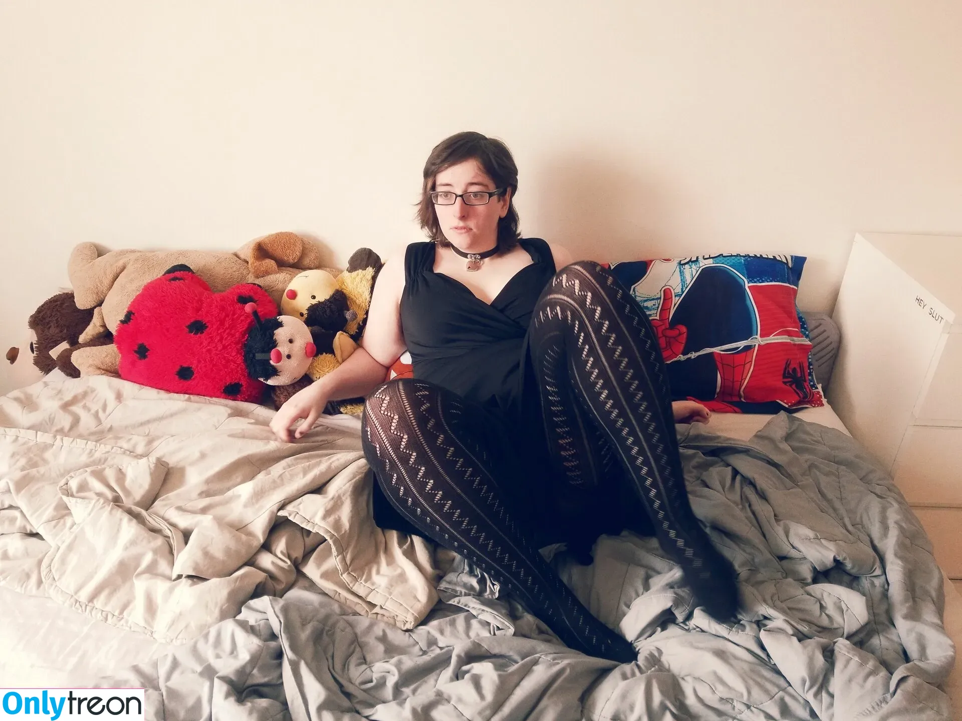 BoringKate nude photo #0042 (BoringNerdyKate / theboringkate)
