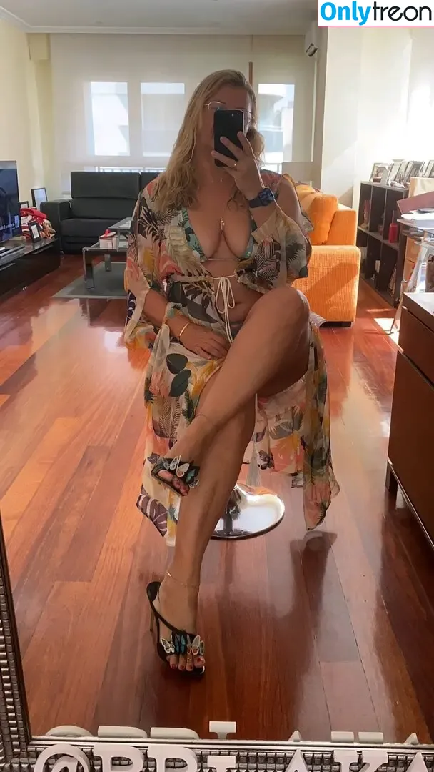bplaka nude photo #0007 (bplaka)