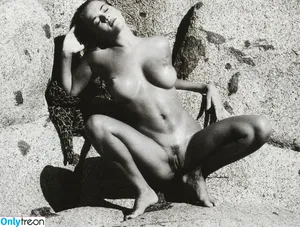 Brandy Ledford / brandyledford nude photo #0030