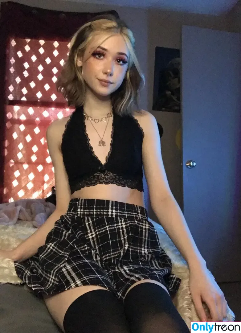 brattydeath nude photo #0255 (brattyydeath / cherry_grl / waifu.brattyydeath)