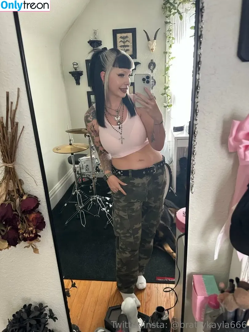Brattykayla666 nude photo #0352 (Brattykayla666)