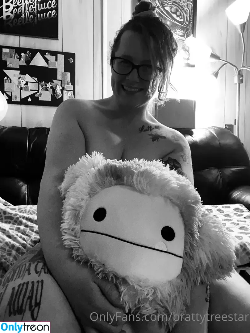 brattytreestar nude photo #0031 (brattytreestar)