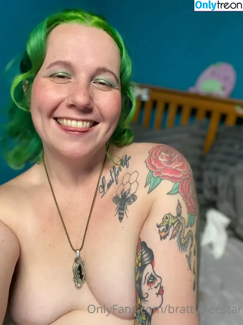 brattytreestar nude photo #0046 (brattytreestar)