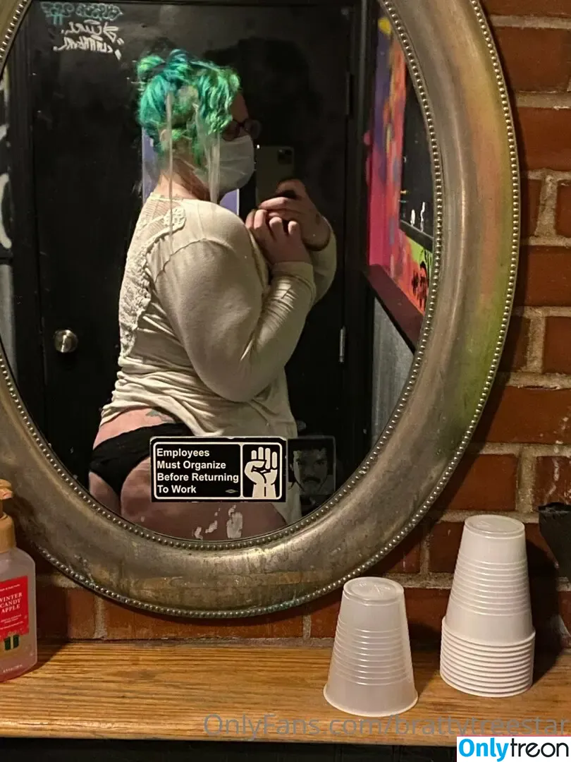 brattytreestar nude photo #0057 (brattytreestar)