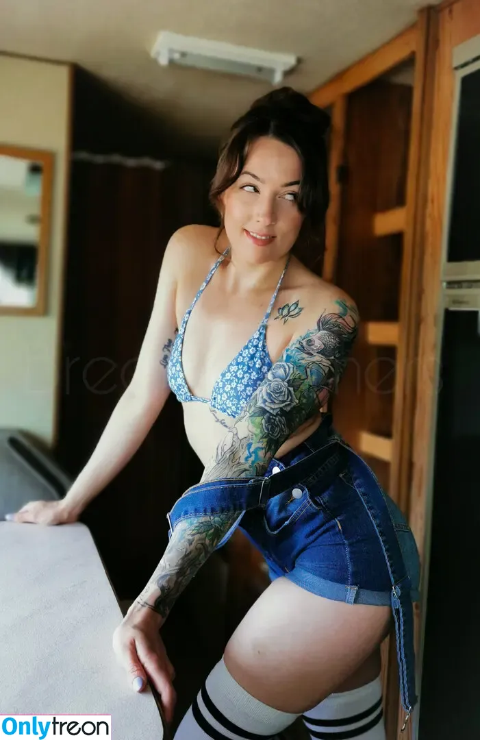 breasommers nude photo #0207 (brea.sommers)