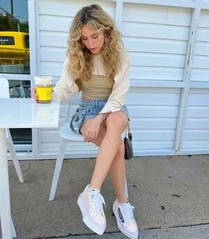 Brec Bassinger / brec_bassinger / brecbassinger nude photo #0012