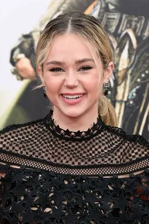 Brec Bassinger / brec_bassinger / brecbassinger nude photo #0033