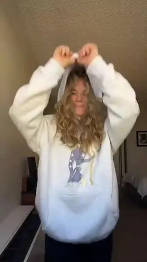 Brec Bassinger / brec_bassinger / brecbassinger nude photo #0050