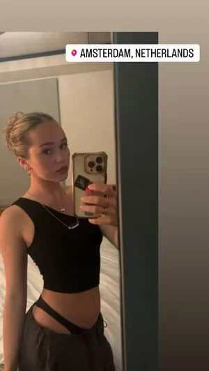 Brec Bassinger / brec_bassinger / brecbassinger nude photo #0059