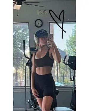 Brec Bassinger / brec_bassinger / brecbassinger nude photo #0088