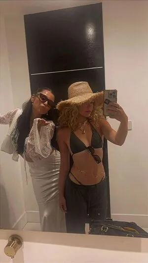 Brec Bassinger / brec_bassinger / brecbassinger nude photo #0092