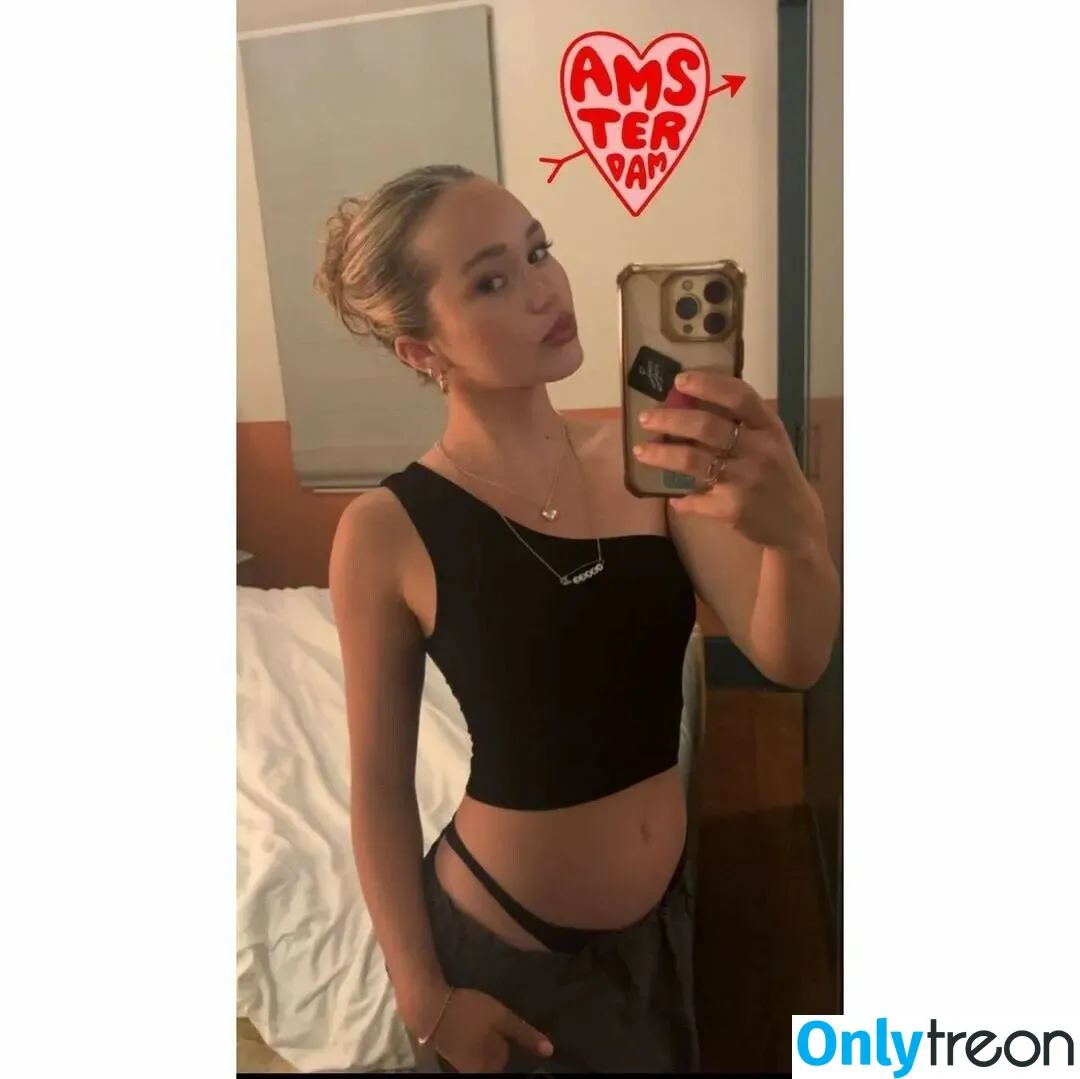 Brec Bassinger nude photo #0070 (brec_bassinger / brecbassinger)