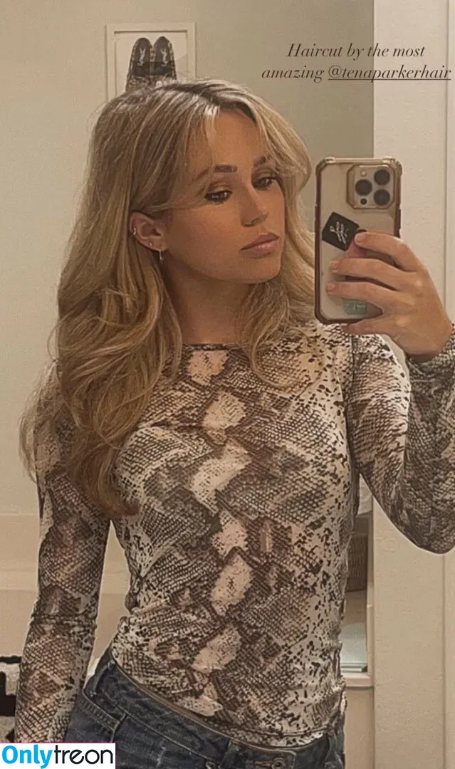 Brec Bassinger nude photo #0115 (brec_bassinger / brecbassinger)